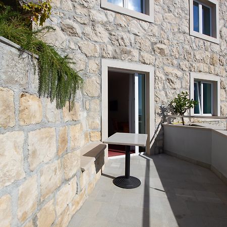 Hotel Villa Dvor (Adults Only) Omiš Eksteriør bilde