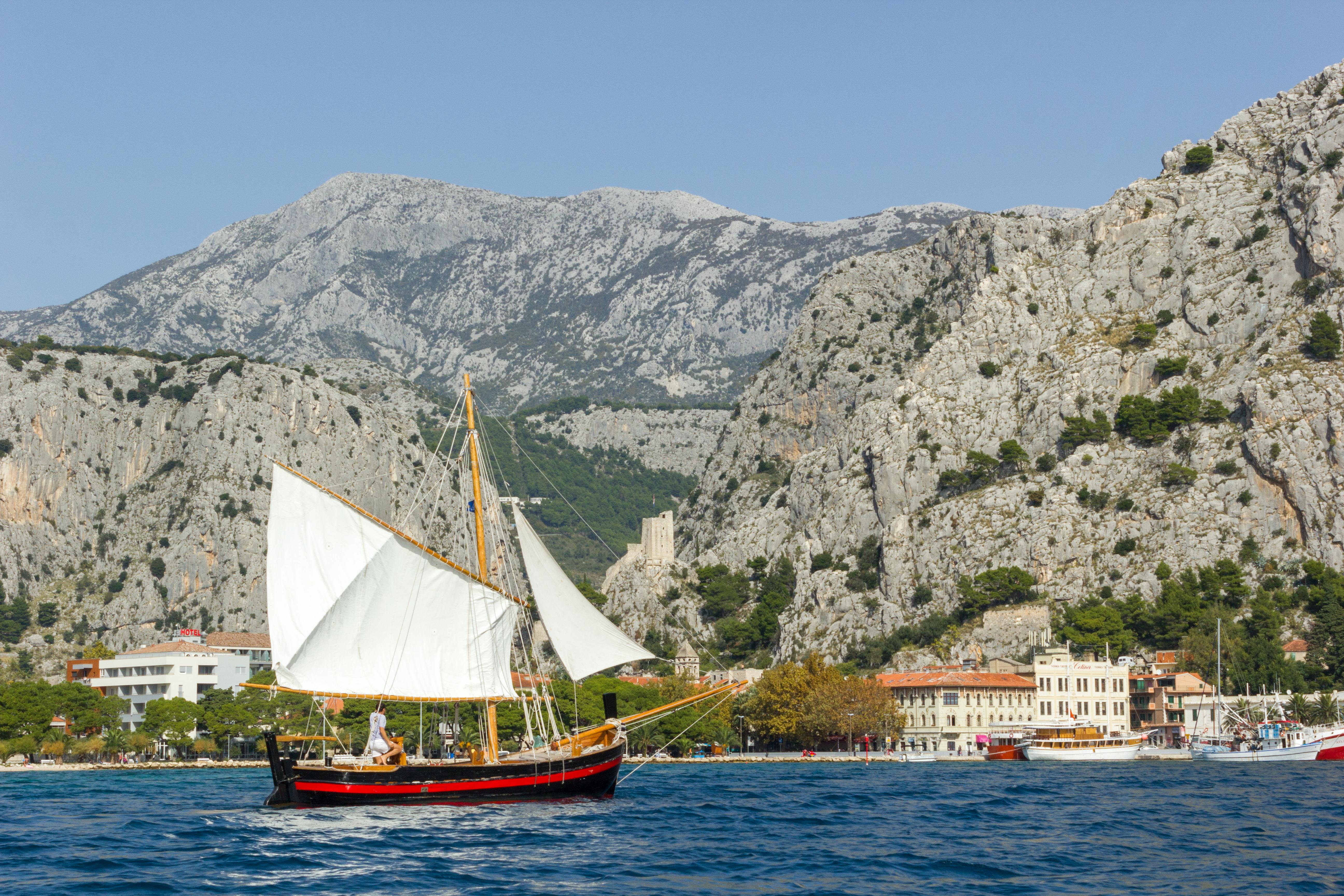 Hotel Villa Dvor (Adults Only) Omiš Eksteriør bilde