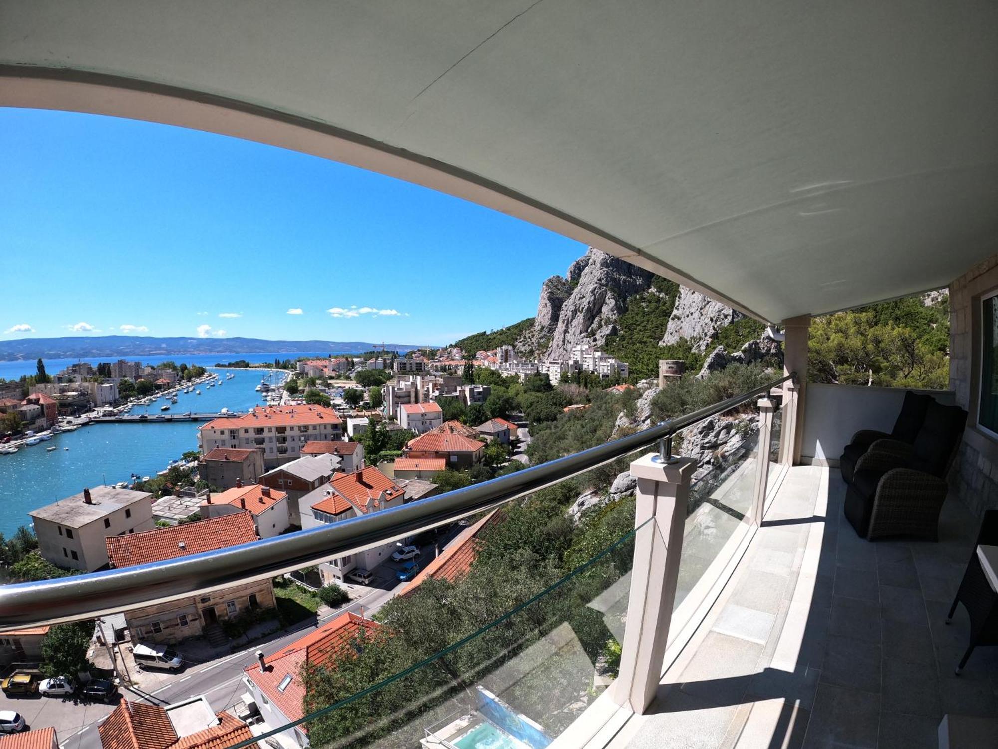 Hotel Villa Dvor (Adults Only) Omiš Rom bilde