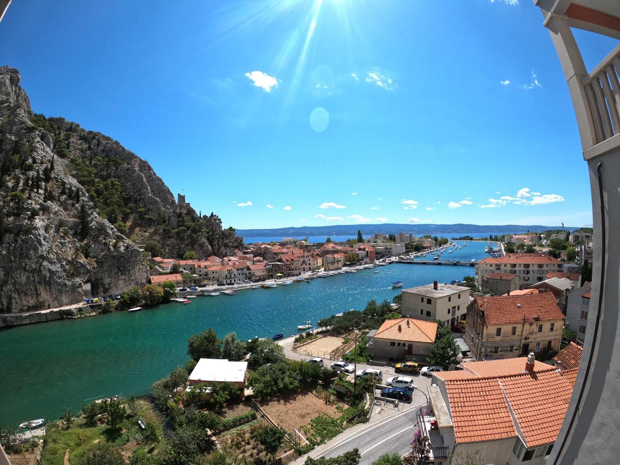 Hotel Villa Dvor (Adults Only) Omiš Eksteriør bilde